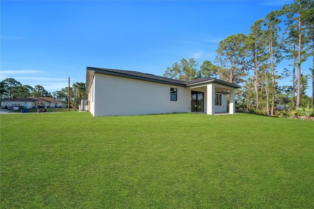 2813 40th Street W, Lehigh Acres, FL 33971