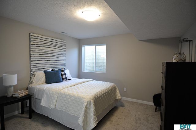 2598 Tupelo Lane, Lincoln, NE 68520