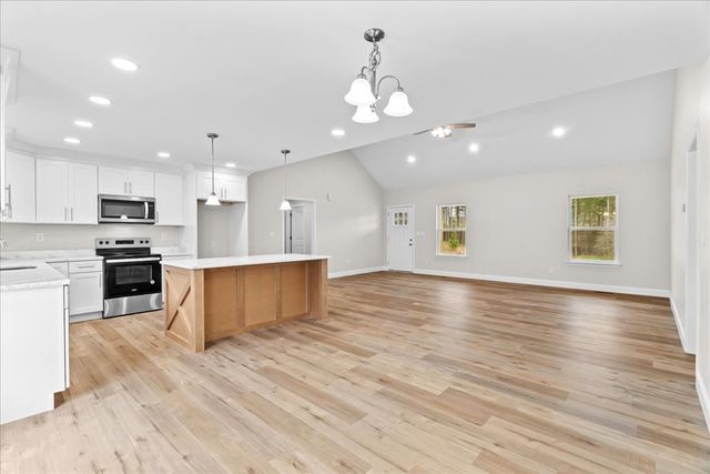 288 Flag Way, Chatsworth, GA 30705