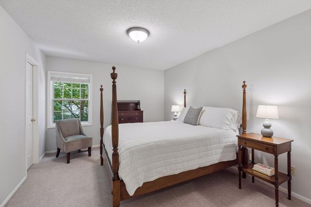 491 Harbor Court, Shoreview, MN 55126