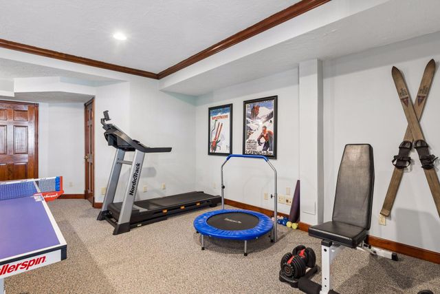 491 Harbor Court, Shoreview, MN 55126