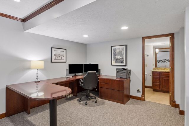 491 Harbor Court, Shoreview, MN 55126
