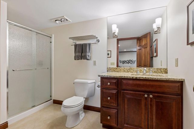 491 Harbor Court, Shoreview, MN 55126