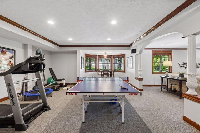 491 Harbor Court, Shoreview, MN 55126