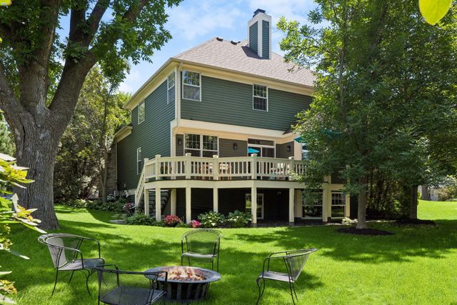 491 Harbor Court, Shoreview, MN 55126