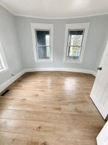 9 Winthrop, Worcester, MA 01604
