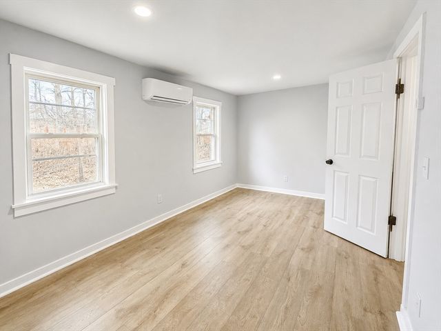 9 Winthrop, Worcester, MA 01604