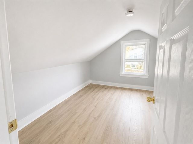 9 Winthrop, Worcester, MA 01604
