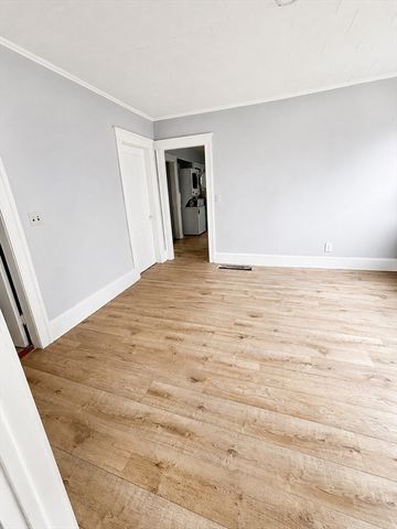 9 Winthrop, Worcester, MA 01604