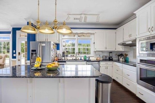 219 Broken Rock Road, Hamilton, GA 31811