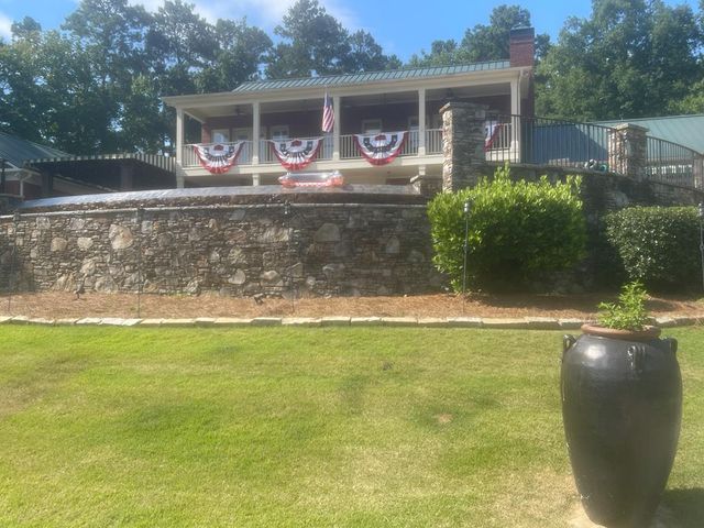 219 Broken Rock Road, Hamilton, GA 31811