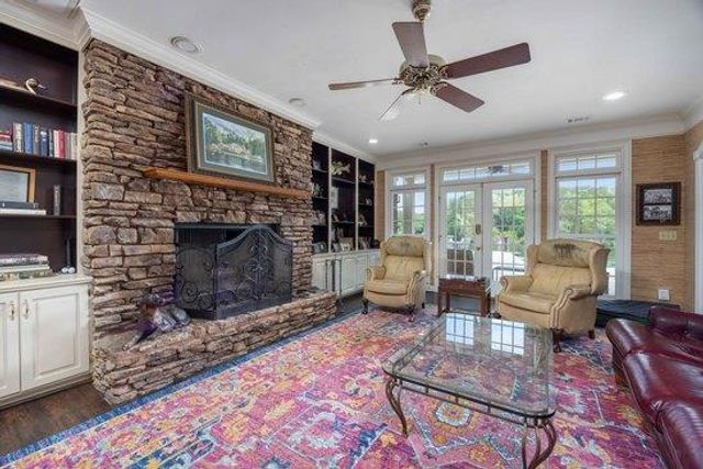 219 Broken Rock Road, Hamilton, GA 31811