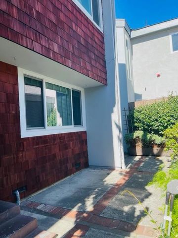 321 Quay Lane, Redwood City, CA 94065