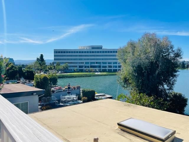 321 Quay Lane, Redwood City, CA 94065
