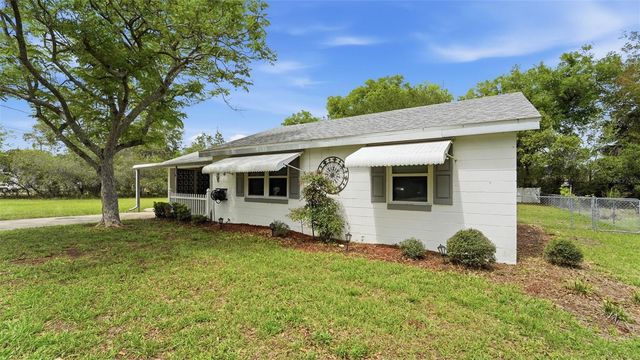 8 ANGELES ROAD, Debary, FL 32713