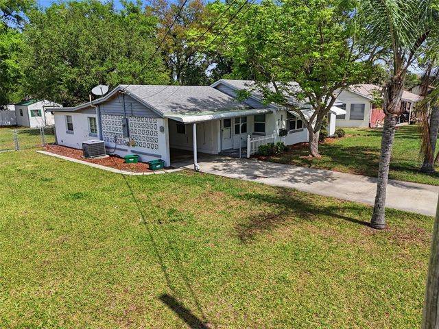 8 ANGELES ROAD, Debary, FL 32713