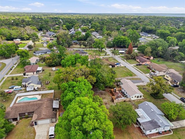 8 ANGELES ROAD, Debary, FL 32713