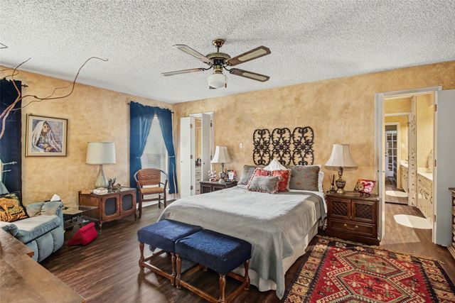 6717 River Bend Road, Fort Worth, TX 76132