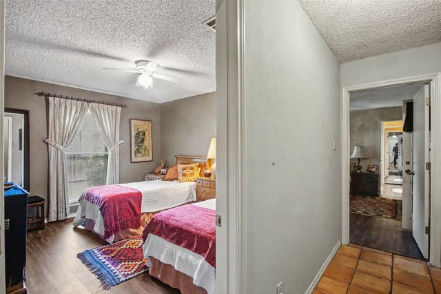 6717 River Bend Road, Fort Worth, TX 76132
