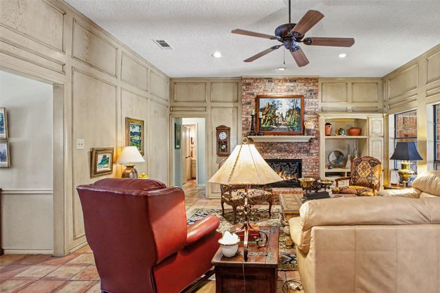 6717 River Bend Road, Fort Worth, TX 76132