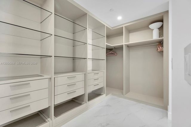 700 NE 24th St 5502, Miami, FL 33137