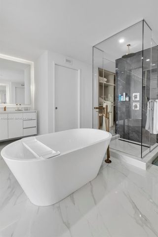 700 NE 24th St 5502, Miami, FL 33137
