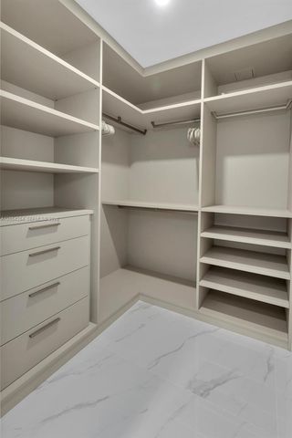 700 NE 24th St 5502, Miami, FL 33137