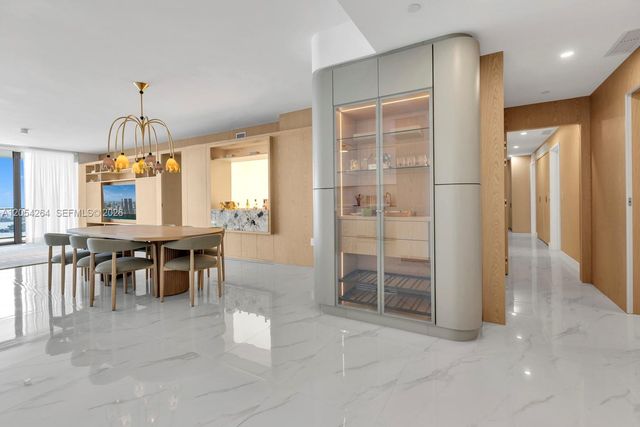 700 NE 24th St 5502, Miami, FL 33137