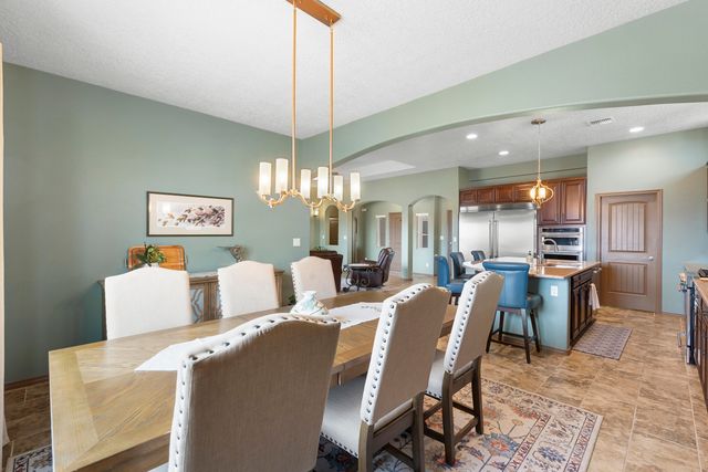 5513 Pikes Peak Loop NE, Rio Rancho, NM 87144