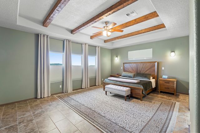 5513 Pikes Peak Loop NE, Rio Rancho, NM 87144