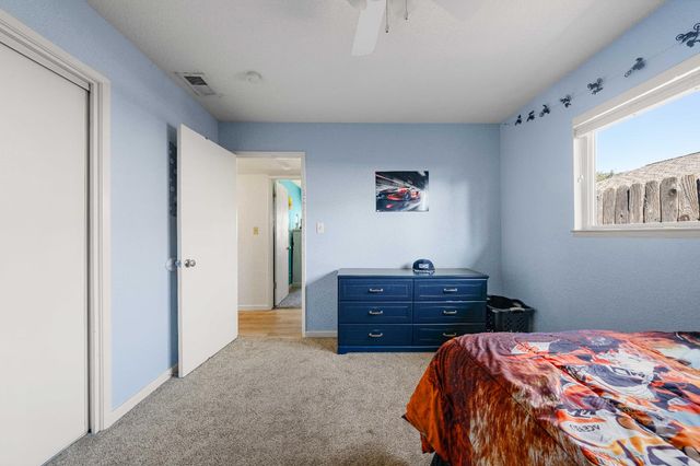 5978 Brooktree Dr, Citrus Heights, CA 95621