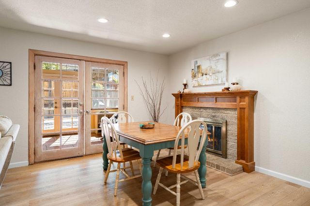 5978 Brooktree Dr, Citrus Heights, CA 95621