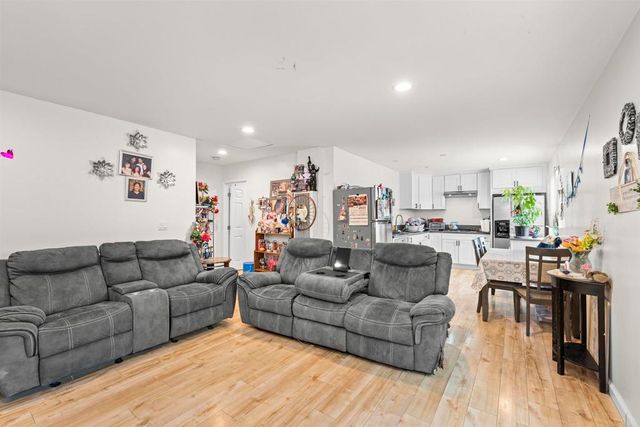 155 Walnut Drive, Chula Vista, CA 91911