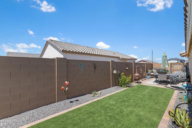 25055 N 174TH Lane, Surprise, AZ 85387
