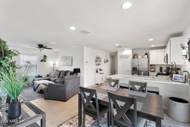 25055 N 174TH Lane, Surprise, AZ 85387