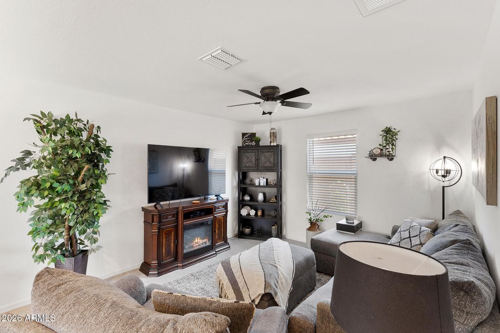 25055 N 174TH Lane, Surprise, AZ 85387 — photo 4