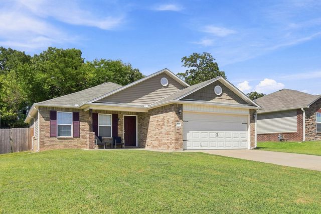 1365 Panther Lane, Sapulpa, OK 74066