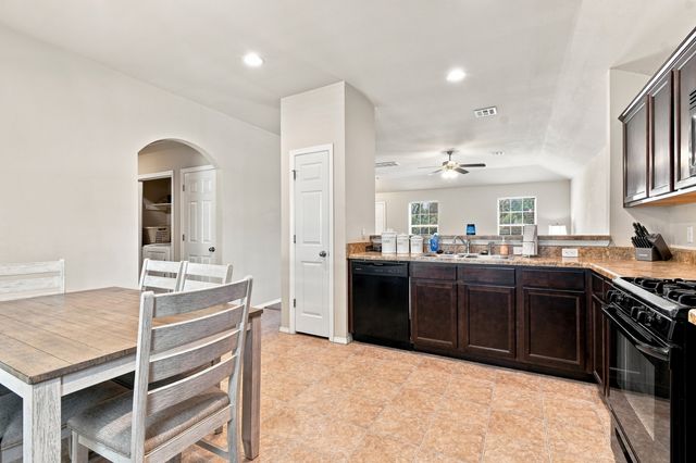 1365 Panther Lane, Sapulpa, OK 74066