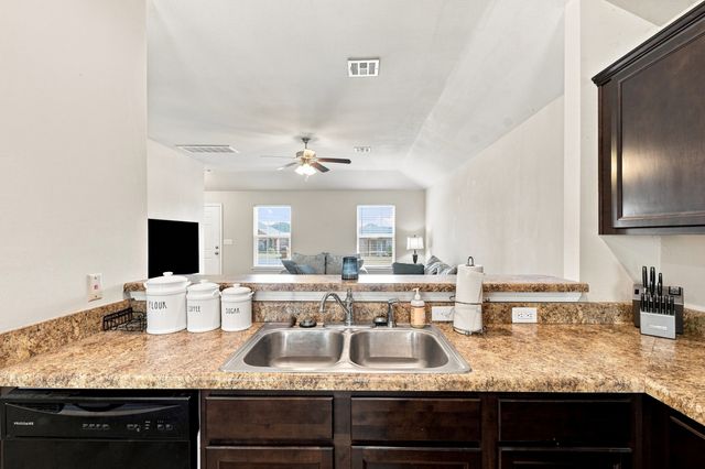 1365 Panther Lane, Sapulpa, OK 74066