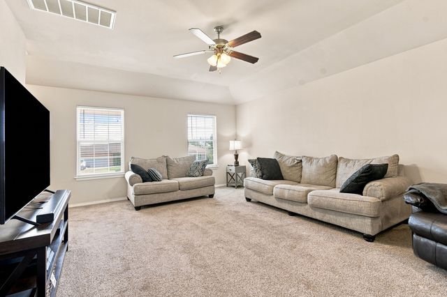 1365 Panther Lane, Sapulpa, OK 74066