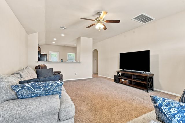 1365 Panther Lane, Sapulpa, OK 74066