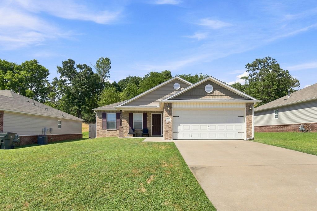 1365 Panther Lane, Sapulpa, OK 74066