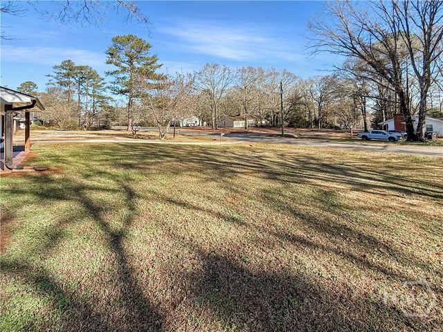 145 VFW Drive, Watkinsville, GA 30677