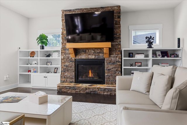 317 Lindstrom Court, Simpsonville, SC 29680