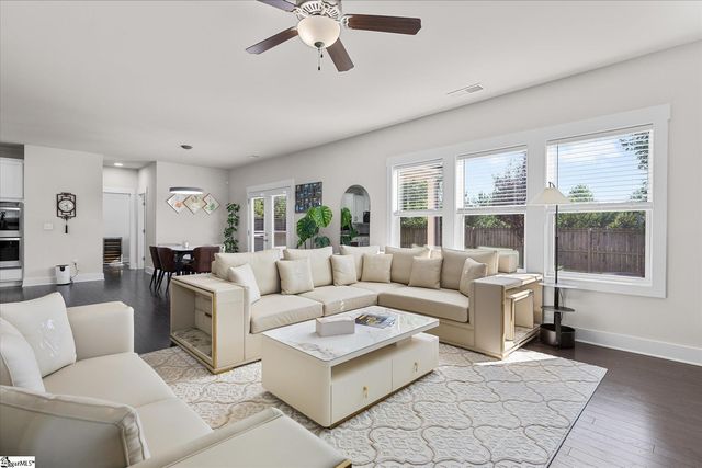 317 Lindstrom Court, Simpsonville, SC 29680