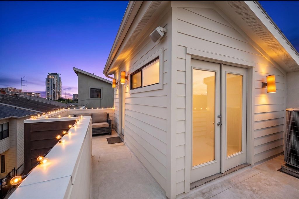 4129 Dickson Street, Houston, TX 77007