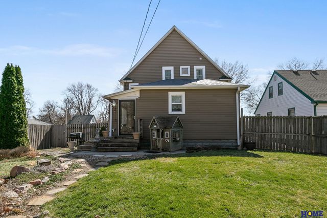 4242 Madison Avenue, Lincoln, NE 68504