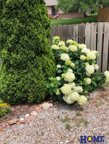 4242 Madison Avenue, Lincoln, NE 68504