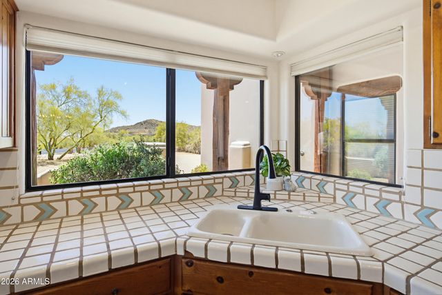30600 N PIMA Road 3, Scottsdale, AZ 85266