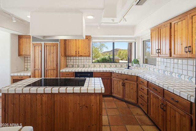 30600 N PIMA Road 3, Scottsdale, AZ 85266
